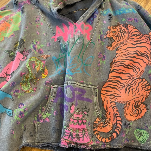 Magnolia Pearl Graphic Raji Hoodie - Picture 5 of 6